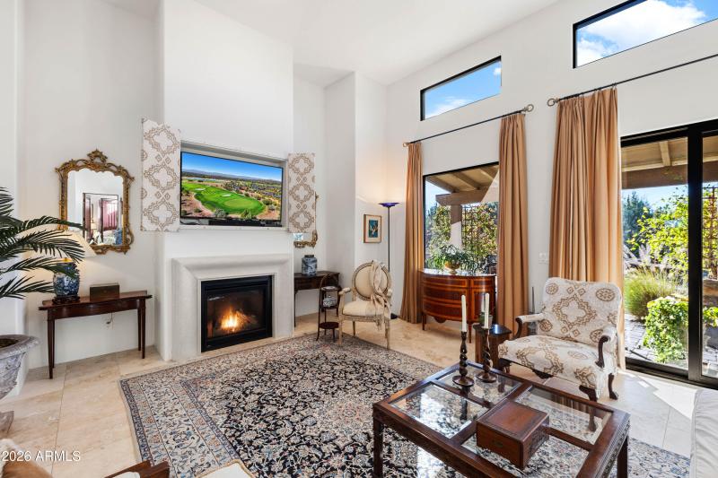 22-Living Room (2) Edit