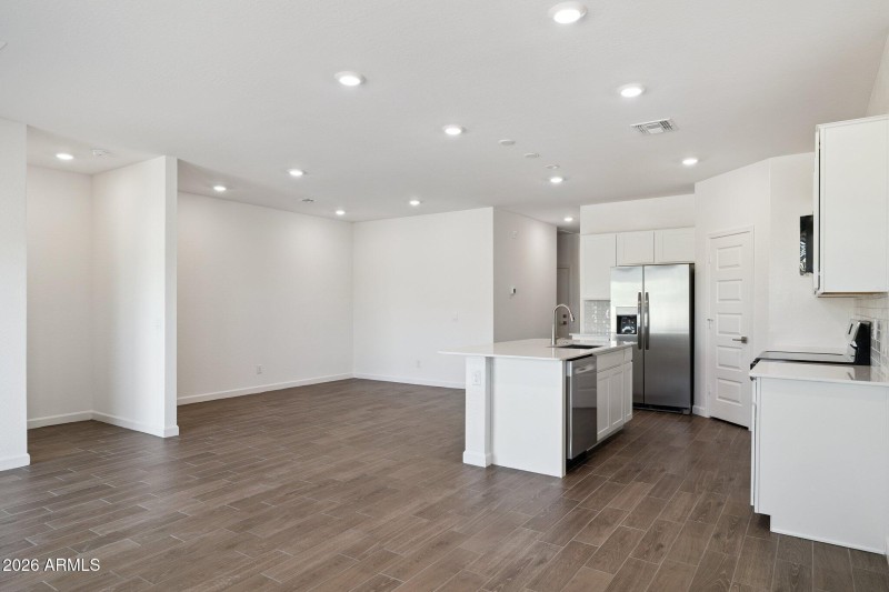 5-web-or-mls-2317-s-125th-dr-lot-157-del