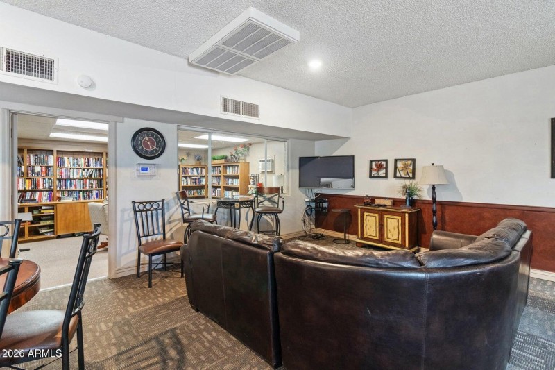 ALMA MEADOWS ENTERTAINMENT ROOM