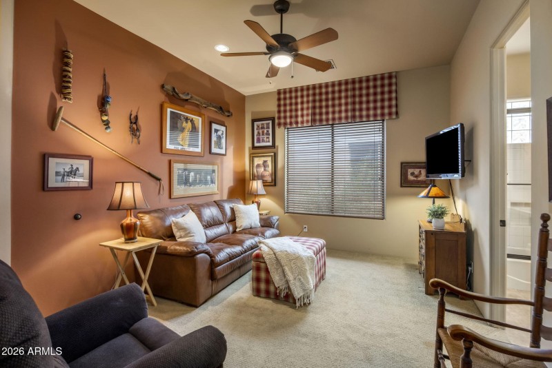 2-web-or-mls-D46A0950