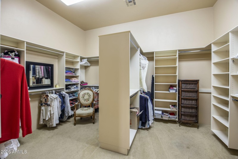 12-web-or-mls-D46A1012