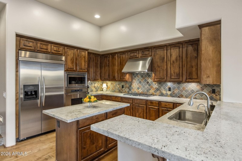 15-web-or-mls-D46A1034