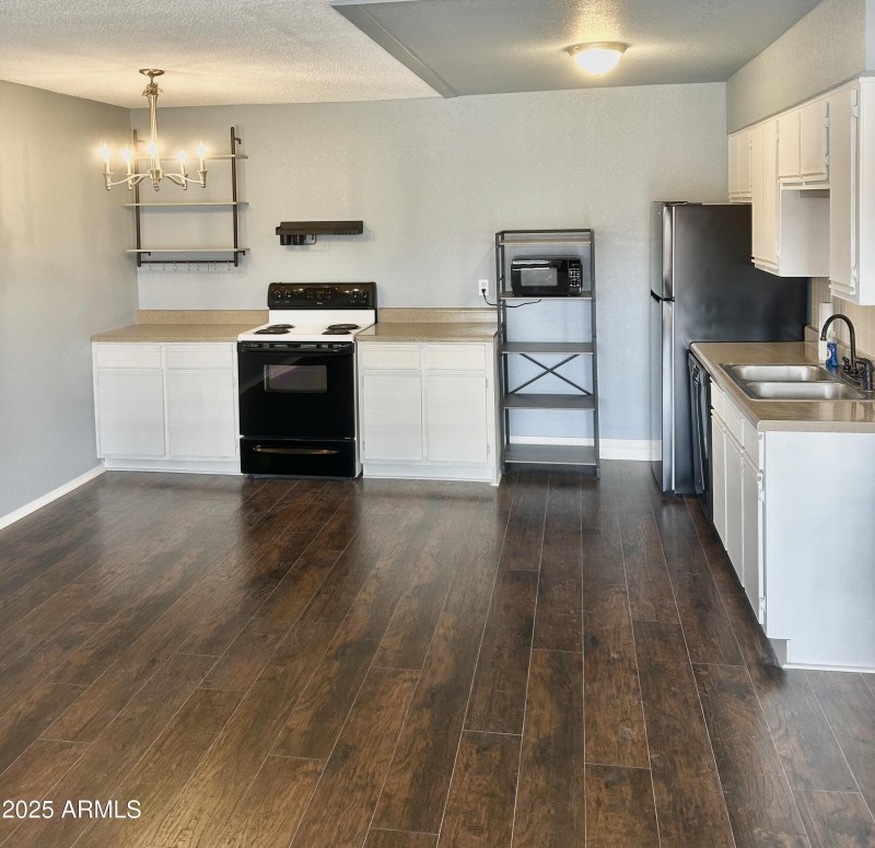 A7DD0C6F-1296-4771-AC6C-B4D120BB46D4