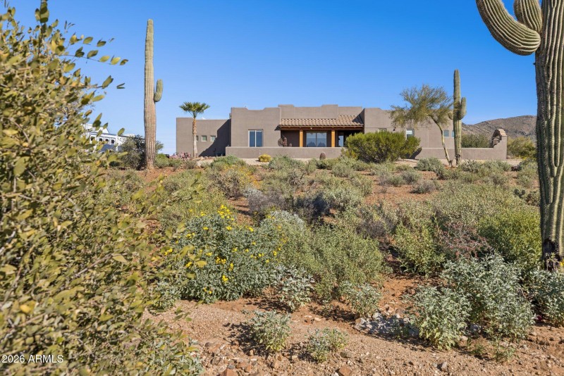 1-web-or-mls-39819-n-26th-st