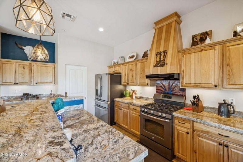 15-web-or-mls-39819-n-26th-st