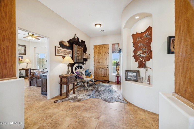 17-web-or-mls-39819-n-26th-st