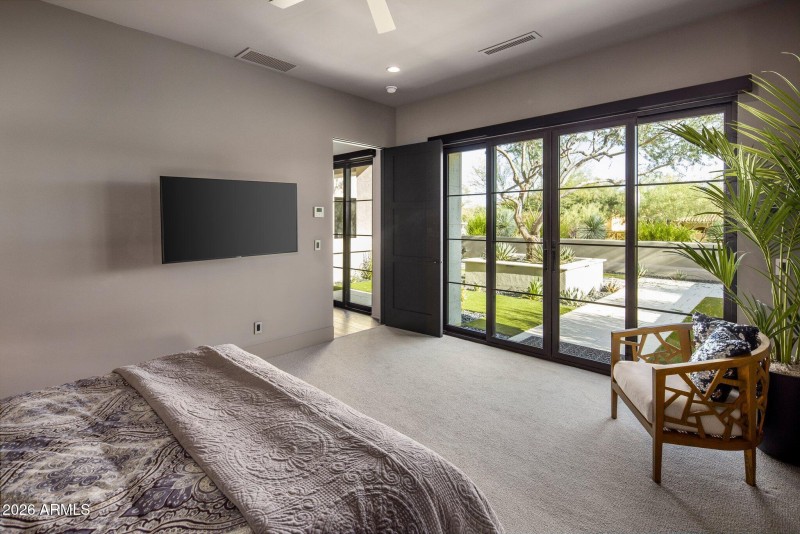 047_Guest En Suite 1