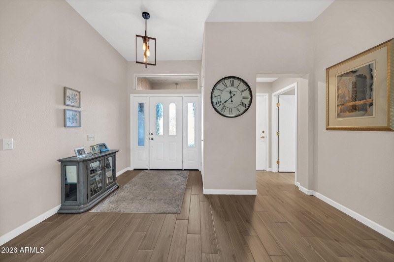 GORGEOUS TILE FLOORS THROUGHOUT