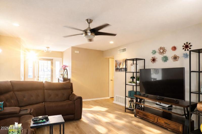 E77D53C4-09DC-481A-BC43-1F2A1A959FDF