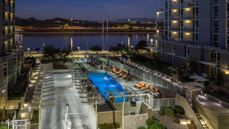 11-web-or-mls-140 E Rio Salado Pkwy 804,