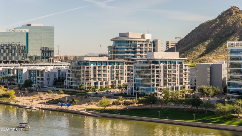 32-web-or-mls-140 E Rio Salado Pkwy 804,