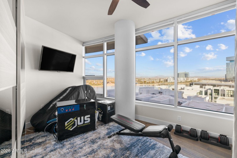 63-web-or-mls-140 E Rio Salado Pkwy 804,