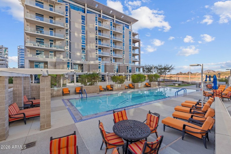 82-web-or-mls-140 E Rio Salado Pkwy 804,