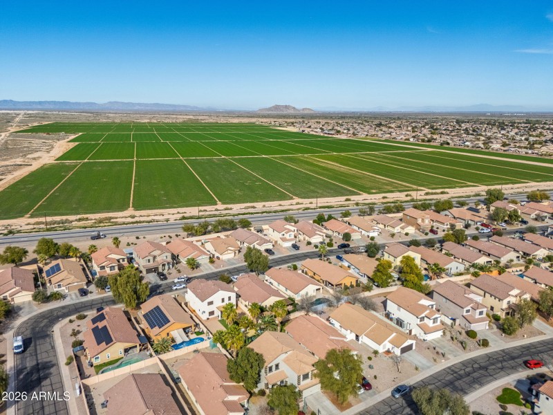 37-web-or-mls-45151 Paraiso Ln-37