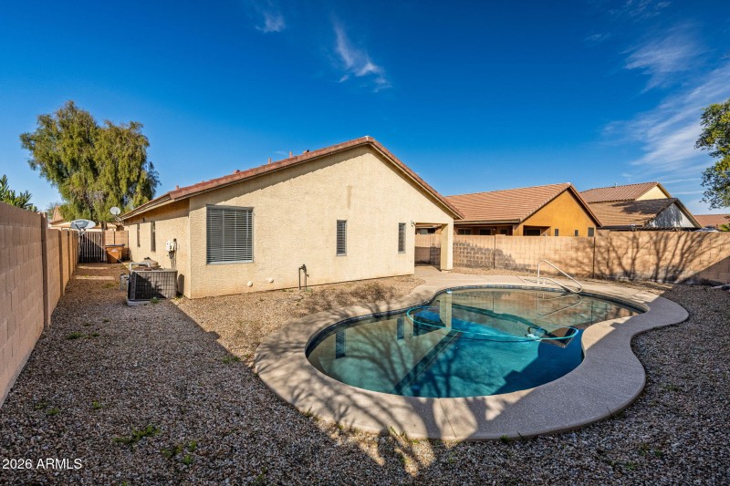 27-web-or-mls-45151 Paraiso Ln-27