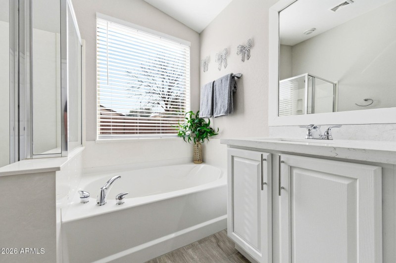 13-web-or-mls-45151 Paraiso Ln-13