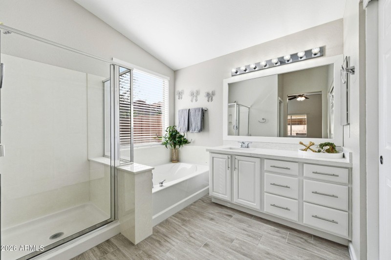 12-web-or-mls-45151 Paraiso Ln-12