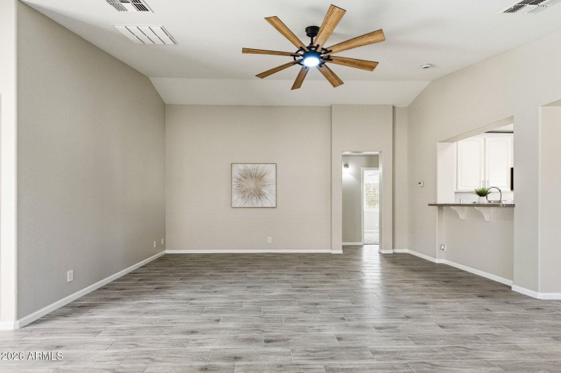 9-web-or-mls-45151 Paraiso Ln-9