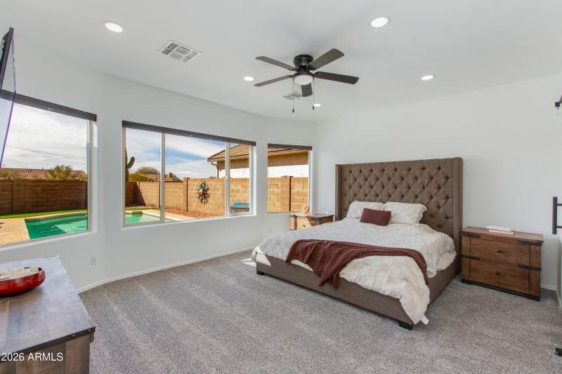 Large Owners Suite Daylight