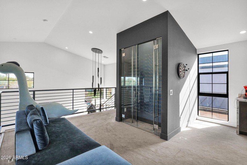 6-web-or-mls-P1471089