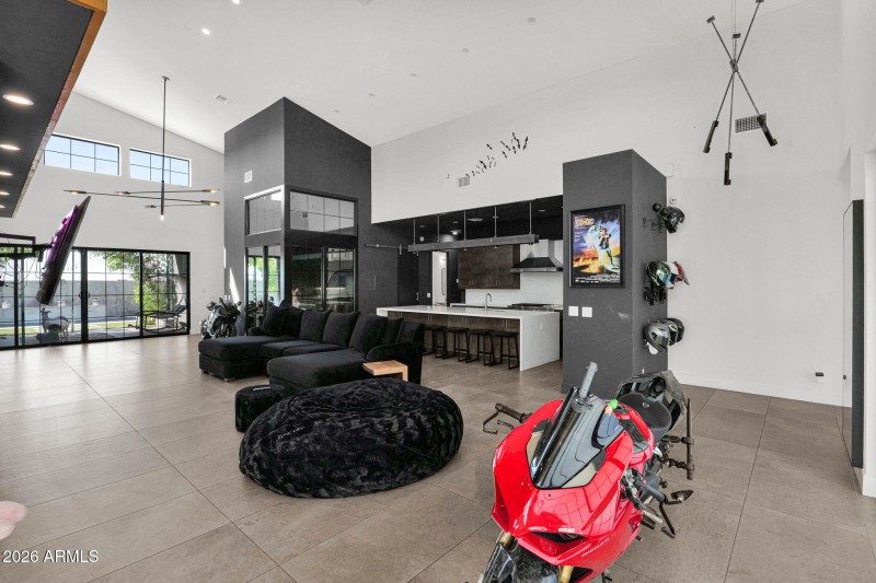 15-web-or-mls-P1471104