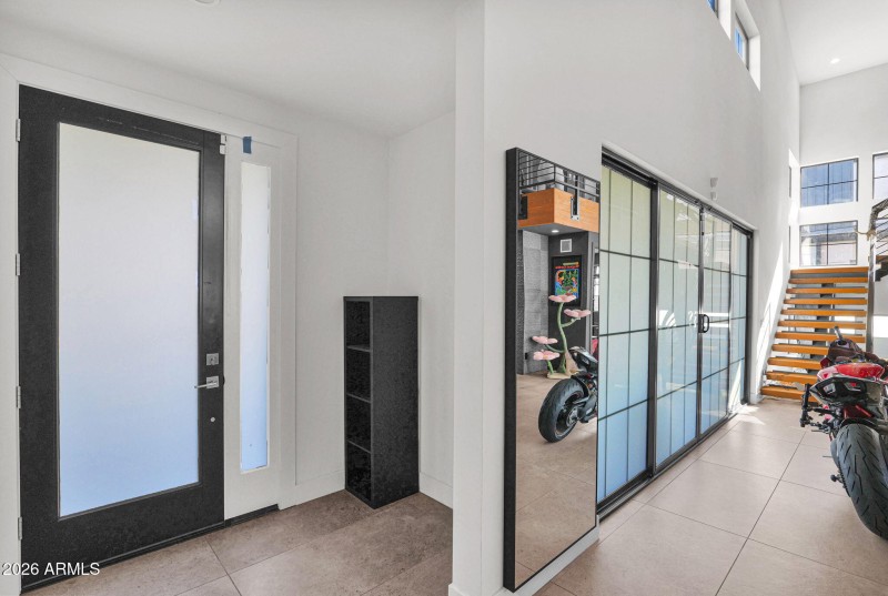 16-web-or-mls-P1471106