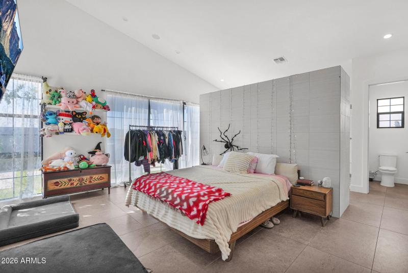 34-web-or-mls-P1471133