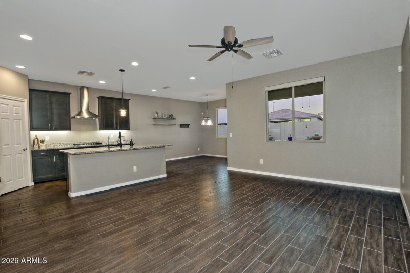 537 S 200th Ave Buckeye AZ-large-006-040