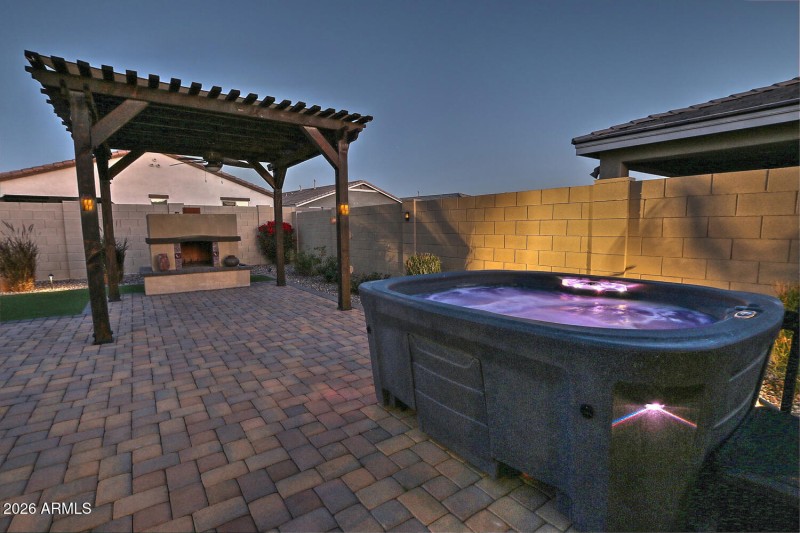 537 S 200th Ave Buckeye AZ-large-037-026