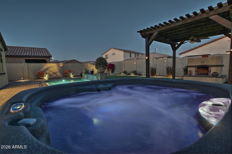 537 S 200th Ave Buckeye AZ-large-038-005