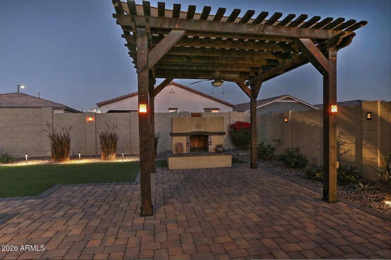 537 S 200th Ave Buckeye AZ-large-042-006