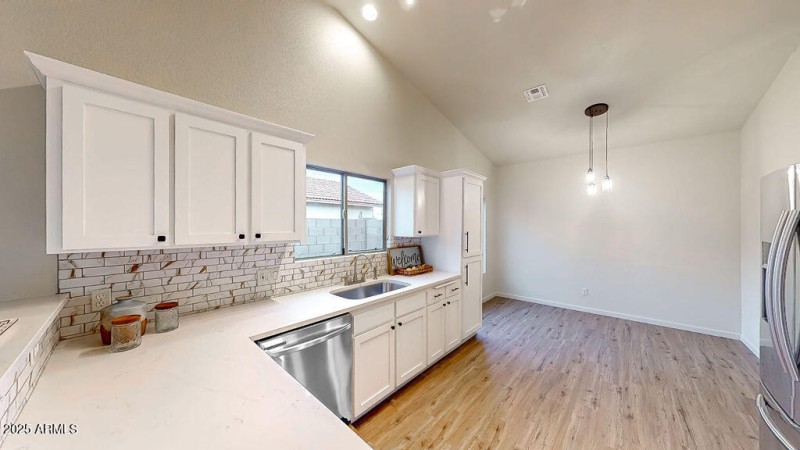 3845ViadelaReina-217