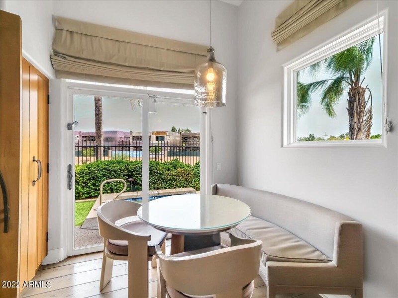 19-6000 East Camelback Road Unit7707-19