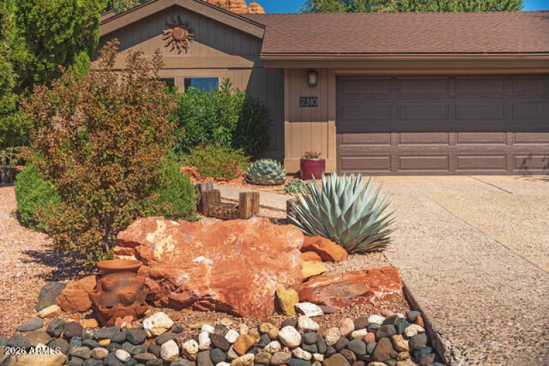 1 FRONT LANDSCAPE (1)