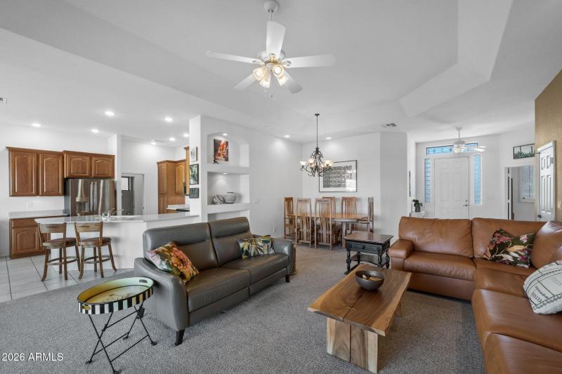 009__2635 S Wattlewood