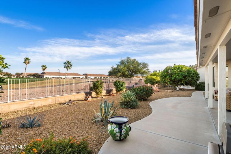 023__2635 S Wattlewood