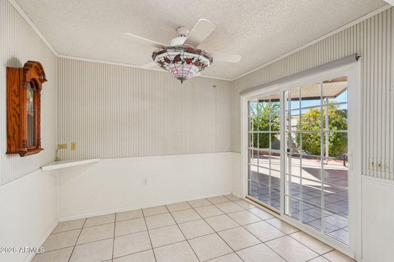 25-web-or-mls-N 108th Dr-S3101-025