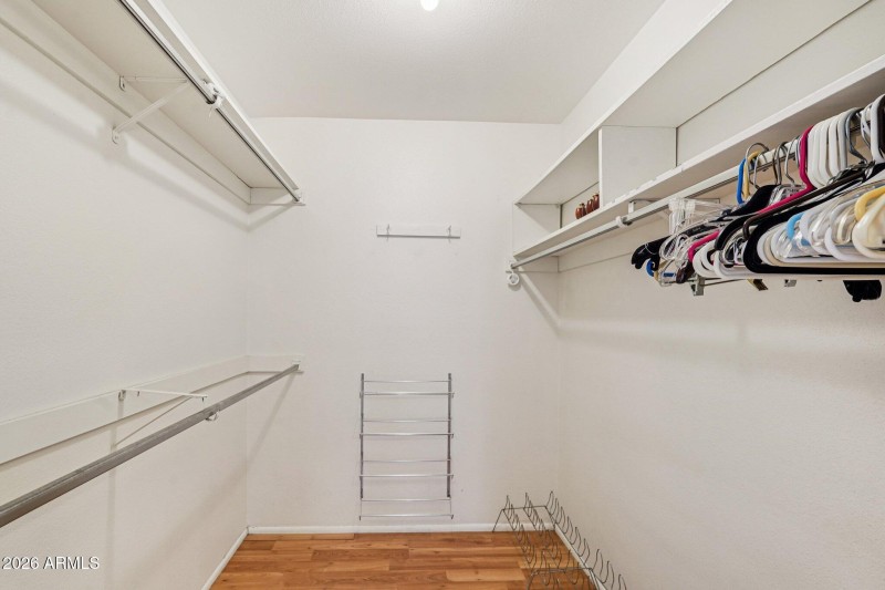 35-web-or-mls-N 108th Dr-S3101-035