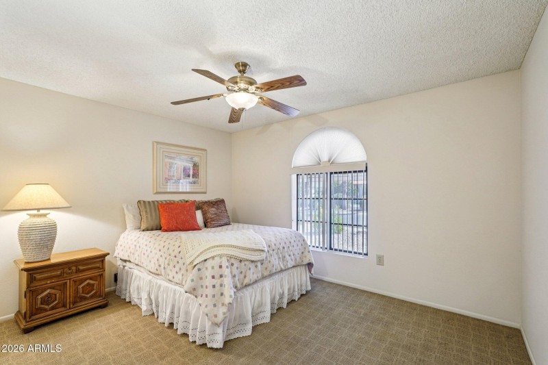 20-web-or-mls-N Crown Ridge Dr-S0202-020