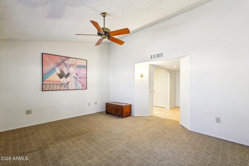 23-web-or-mls-N Crown Ridge Dr-S0202-023