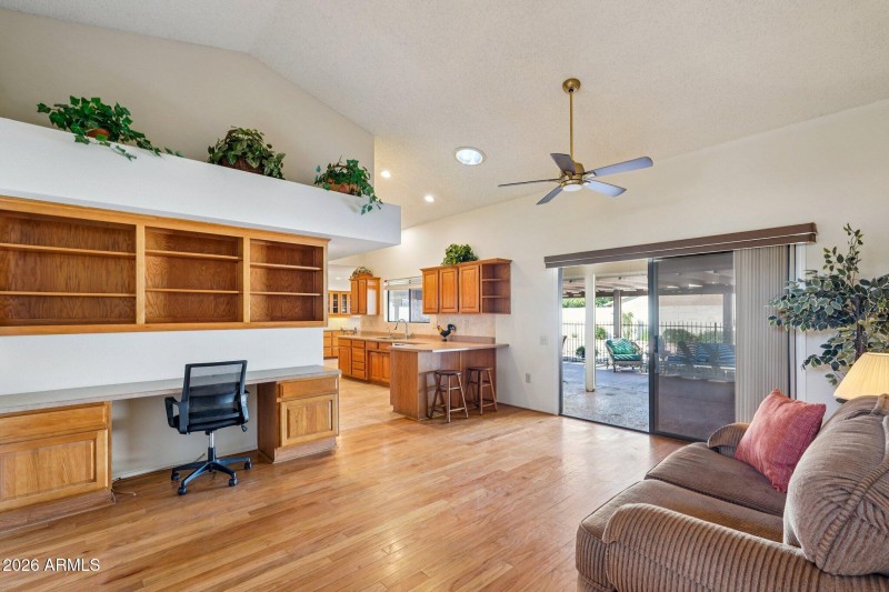 27-web-or-mls-N Crown Ridge Dr-S0202-027