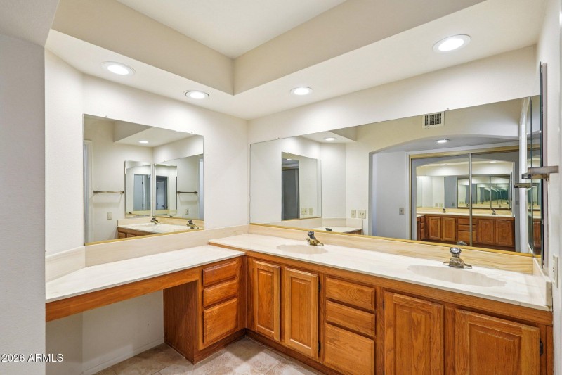 31-web-or-mls-N Crown Ridge Dr-S0202-031