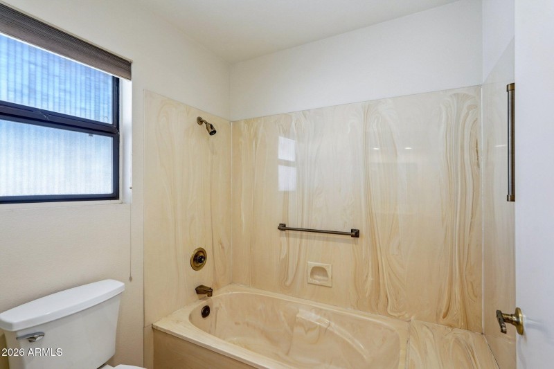 32-web-or-mls-N Crown Ridge Dr-S0202-032