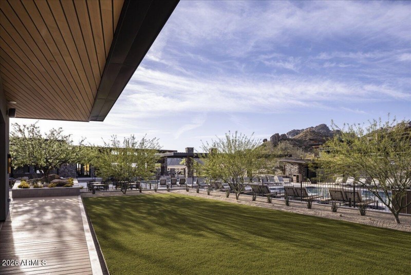 46-Mountain House Patio