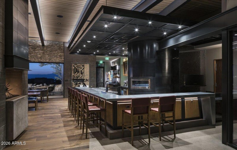 56-Mountain House Bar