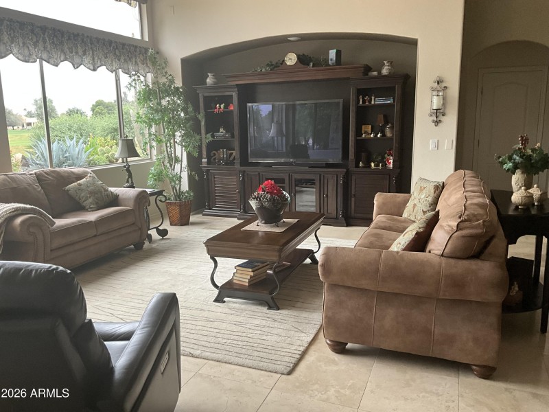 12) 67286-697d3a0b41856