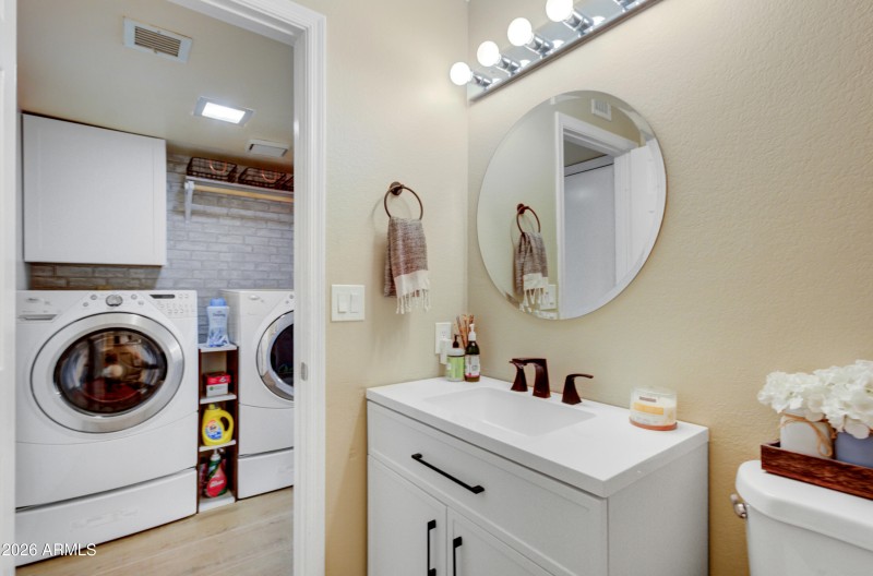 013_Powder Room and Utility Room