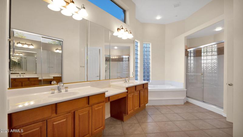 29-web-or-mls-P1241186