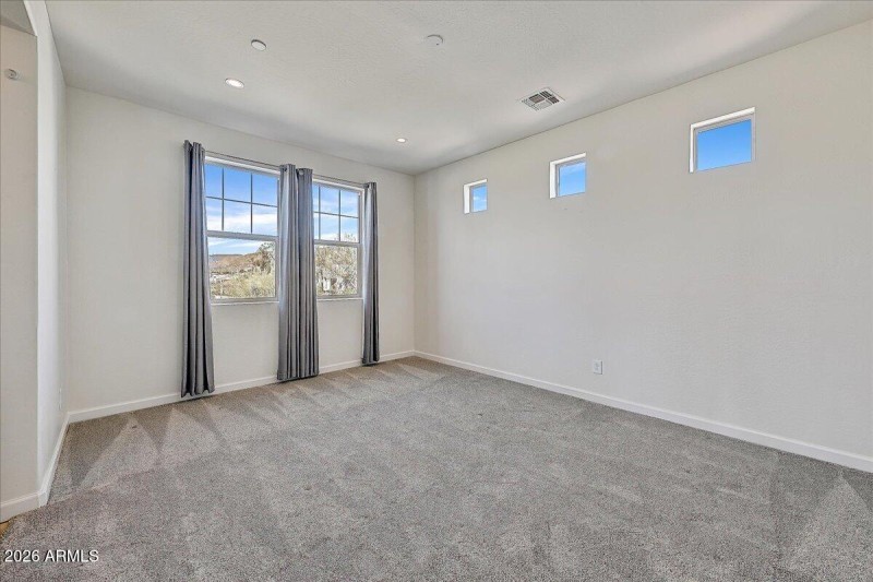 23-Upstairs Suite II