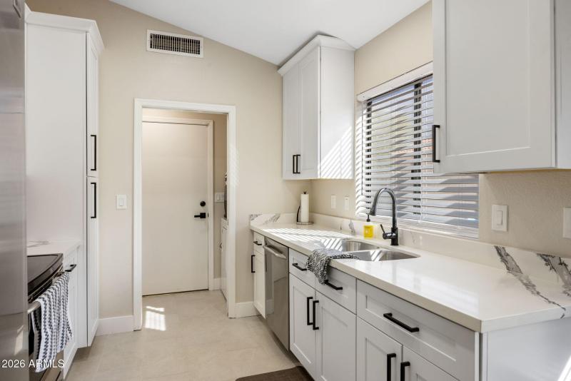 17-web-or-mls-D46A5934